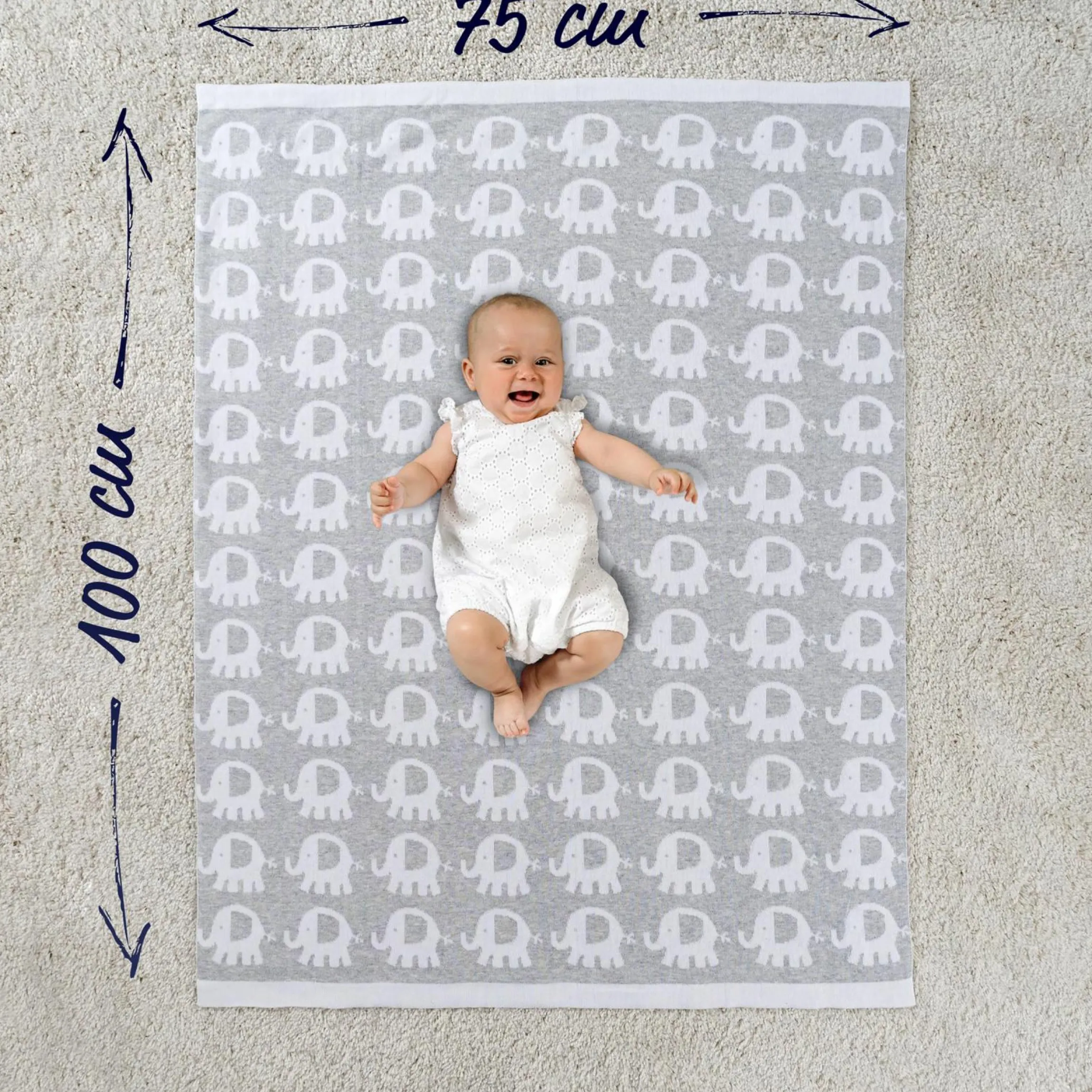 Babydecke 75 x 100 cm in Strickoptik aus Baumwolle - Elefanten - Grau Weiß