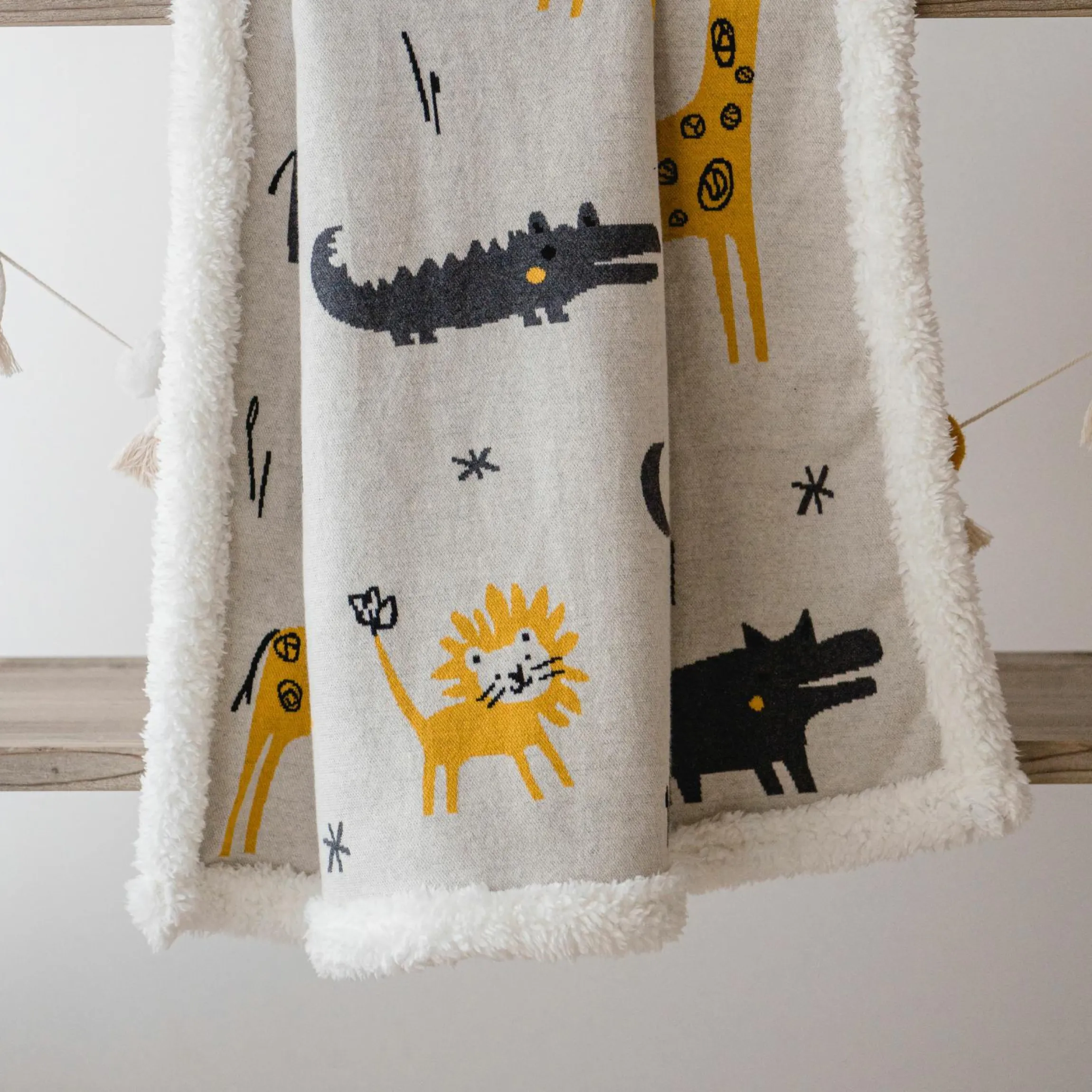 Babydecke Zoo Winter in Strickoptik mit kuschelweichem Teddyfleece 80 x 100 cm - Multi Colors