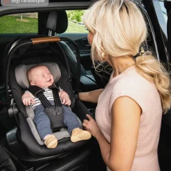 Babyschale ARRA next i-Size ab Geburt bis 13 kg (40 cm - 85 cm) Liegeposition 157° inkl. Sitzverkleinerer & Sonnenverdeck nur 3,5 kg - Biscotti