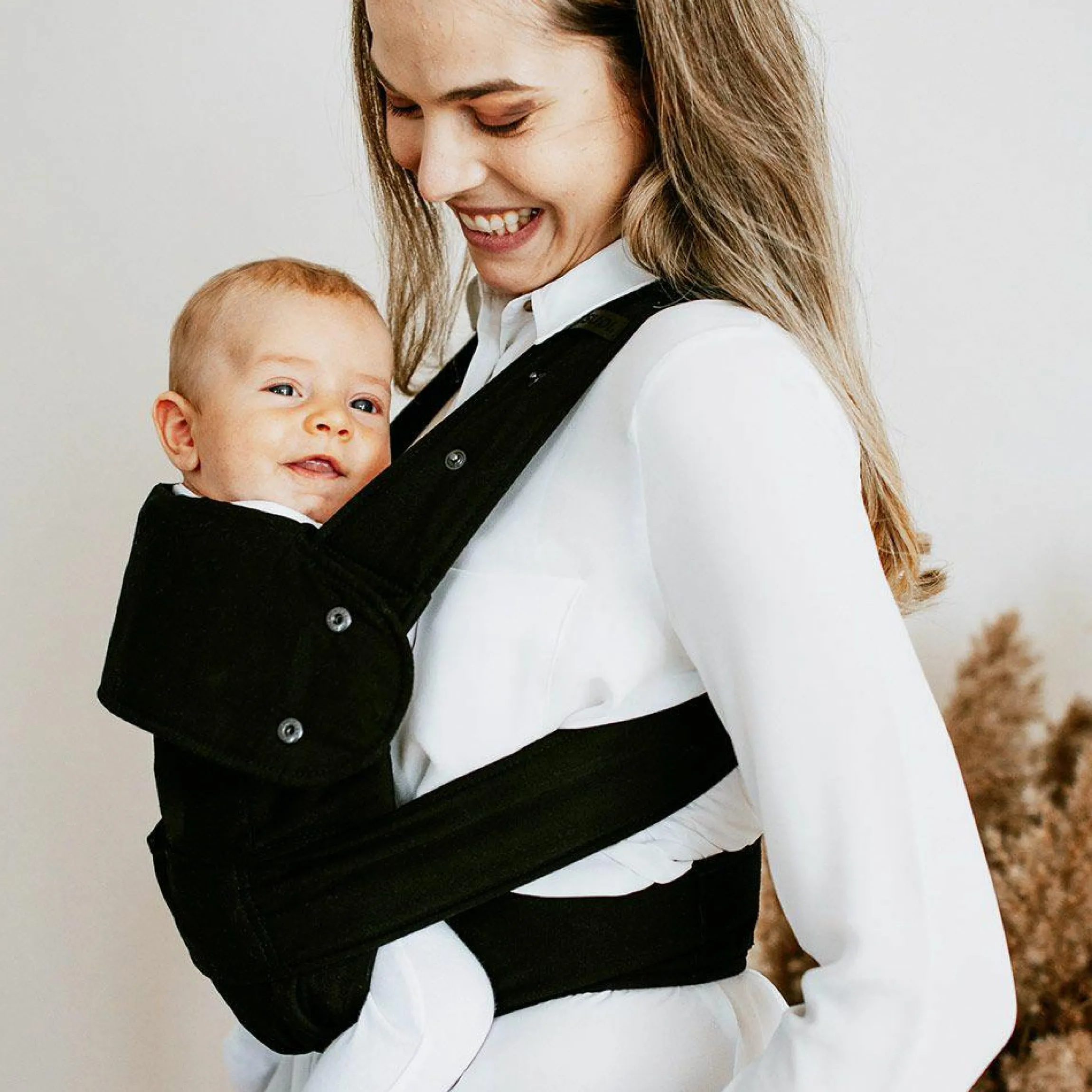 Babytrage Classic 2.0 S/M - Black