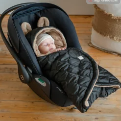 Einschlagdecke Recy Small aus 100% recyceltes Polyester für Babyschalen - Black Cream