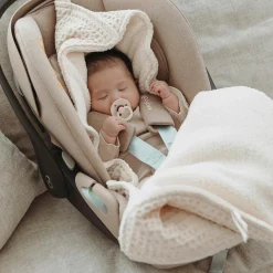 Fußsack für Babyschale - Waffel Teddy - Nature