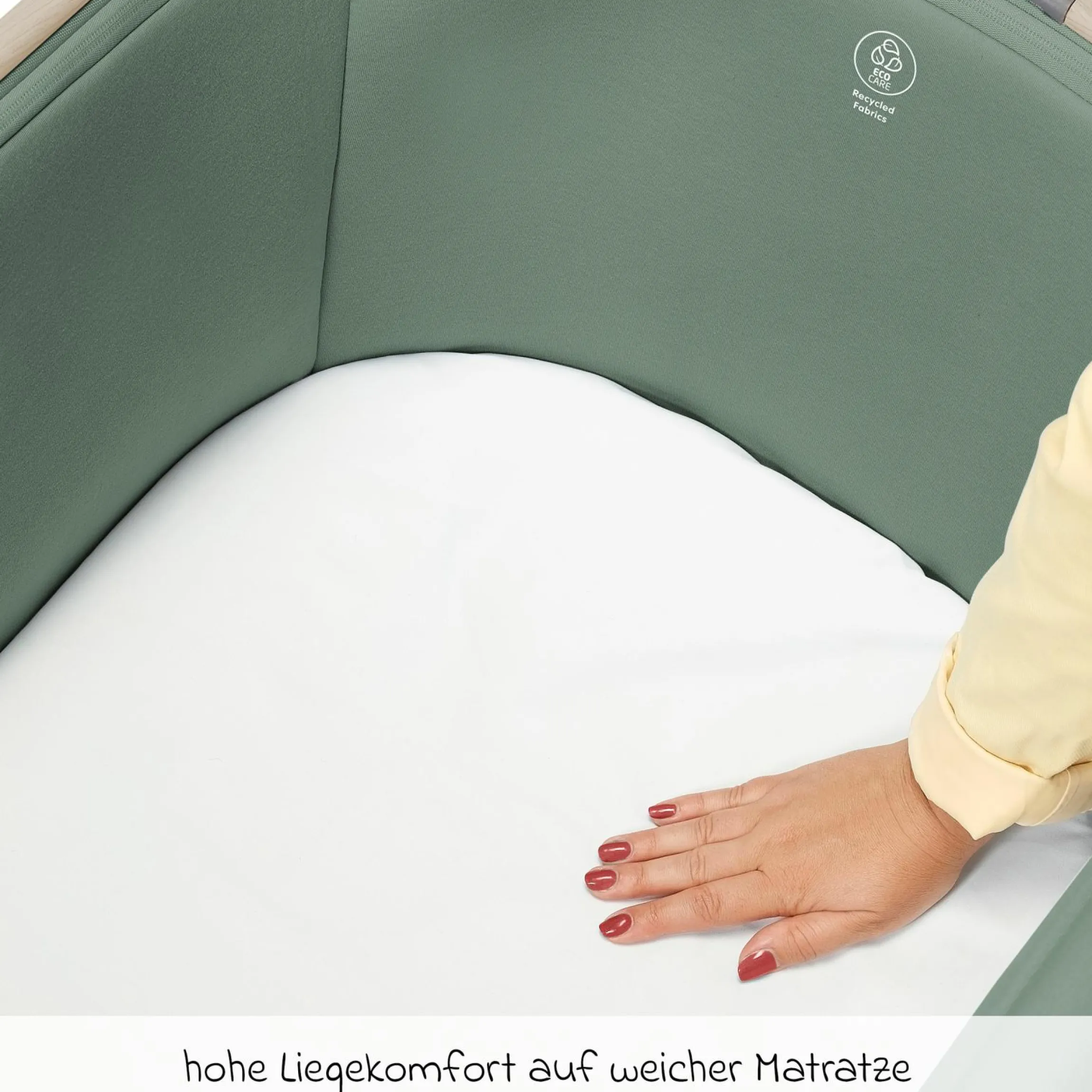 2-in-1 Beistellbett Iora klappbar, inkl. Matratze & Reisetasche - Beyound - Green Eco - Kollektion 2025