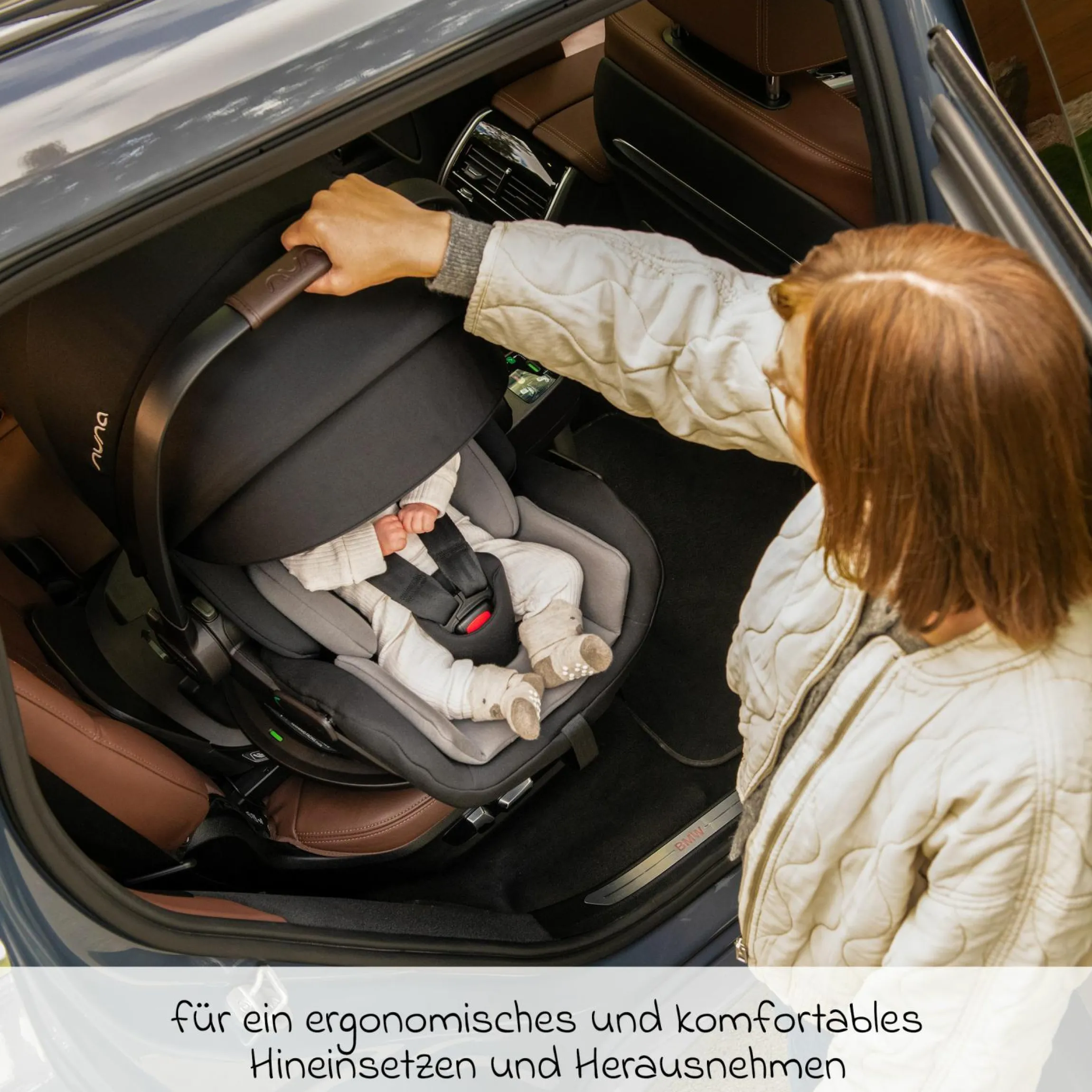 Isofix-Basisstation BASE Curv drehbar für Pipa next, Arra flex, Todl next, Cari next - Black - Kollektion 2025