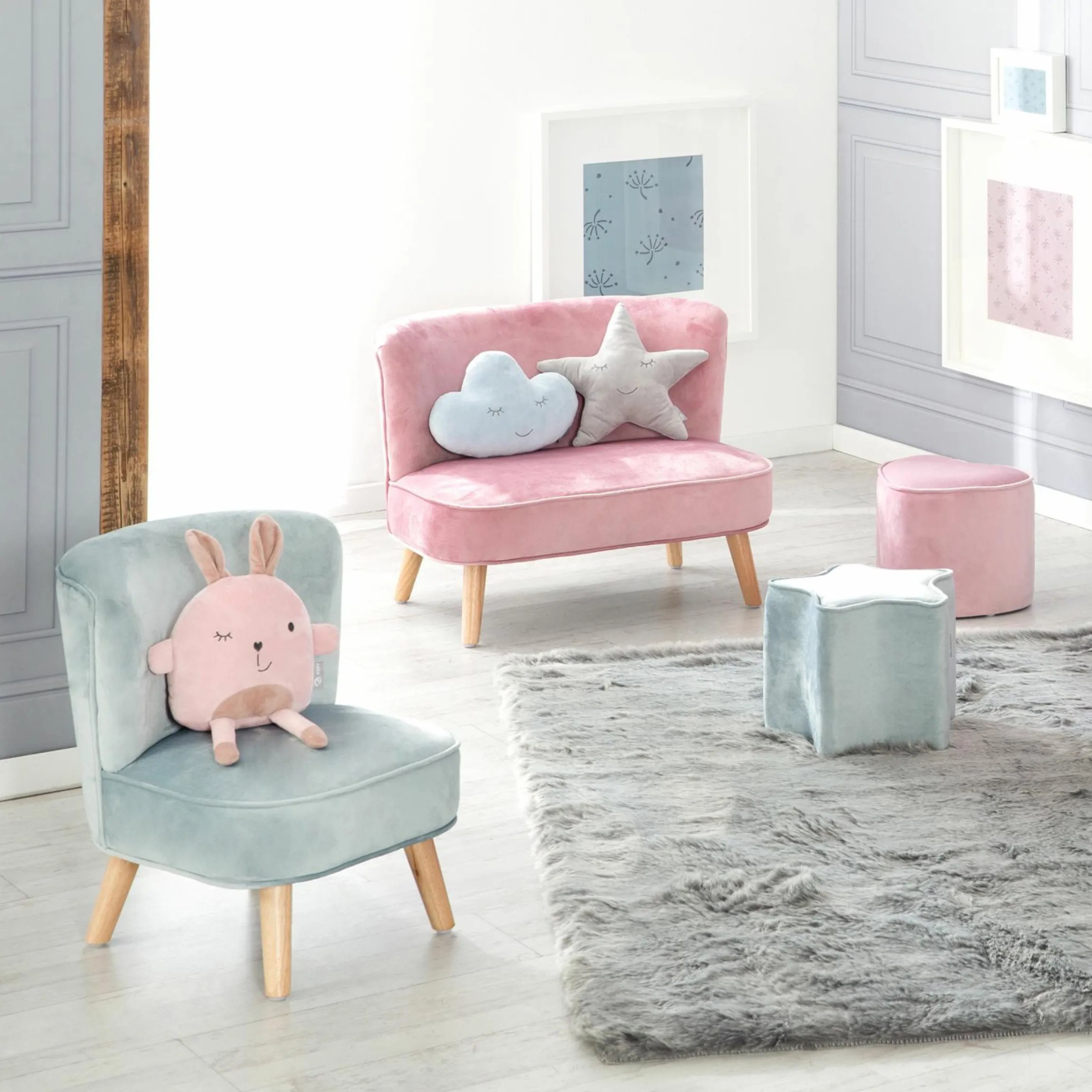 Kindersessel gepolster, mit Samtstoff bezogen - Lil Sofa - Hellblau Sky