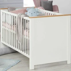 Kinderzimmer Ava mit 3-türigem Schrank, Bett, breiter Wickelkommode - Weiß