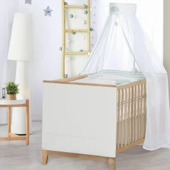 Kinderzimmer Carina mit 3-türigem Schrank, Bett, breiter Wickelkommode - Weiß