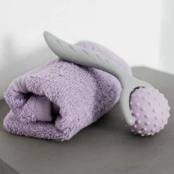 Massageroller Mama mit ergonomischem Griff - Lila Grau