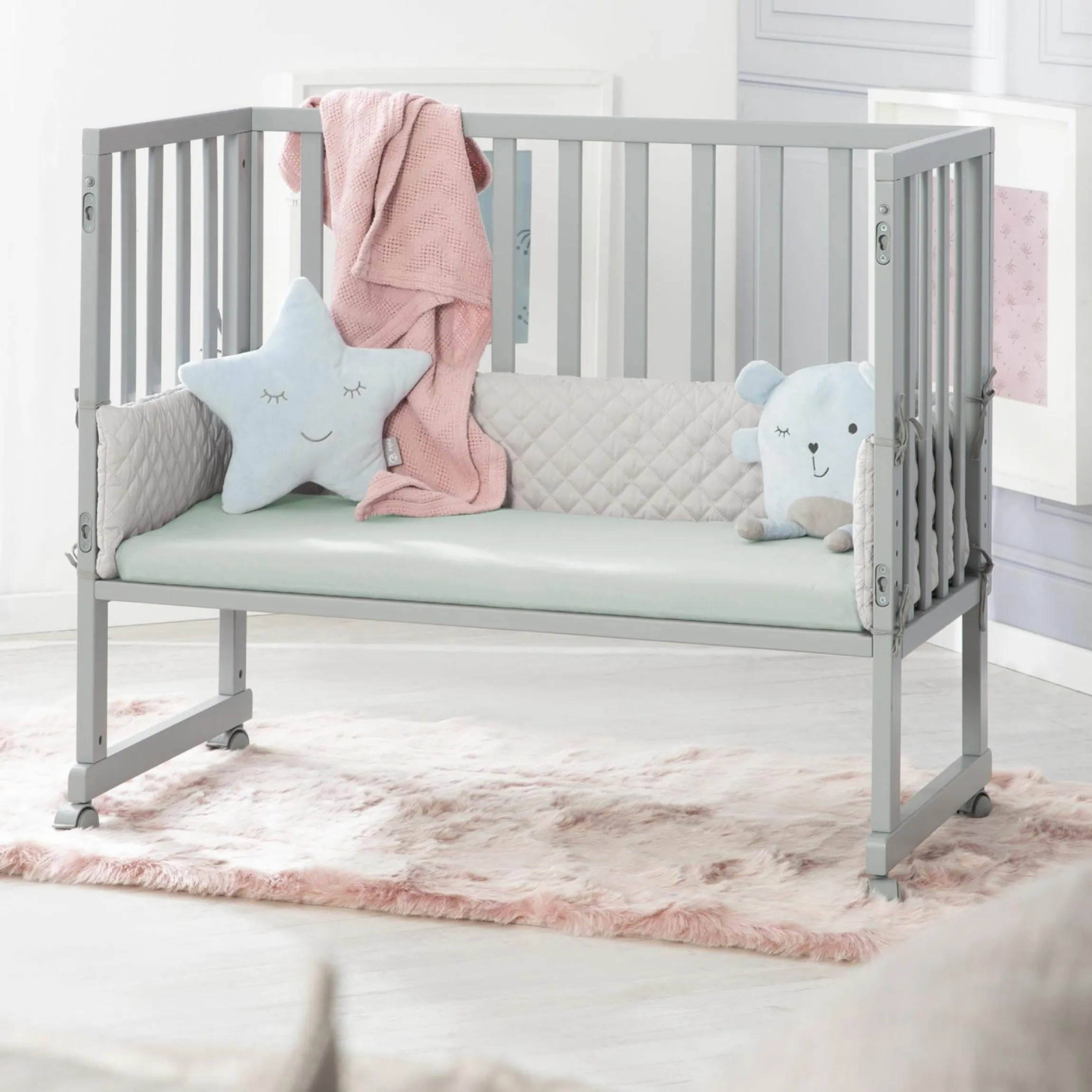 Spannbetttuch Jersey aus 100% Organic Bio-Baumwolle GOTS 48 x 90 / 40 x 90 cm - Lil Planet - Frosty Green