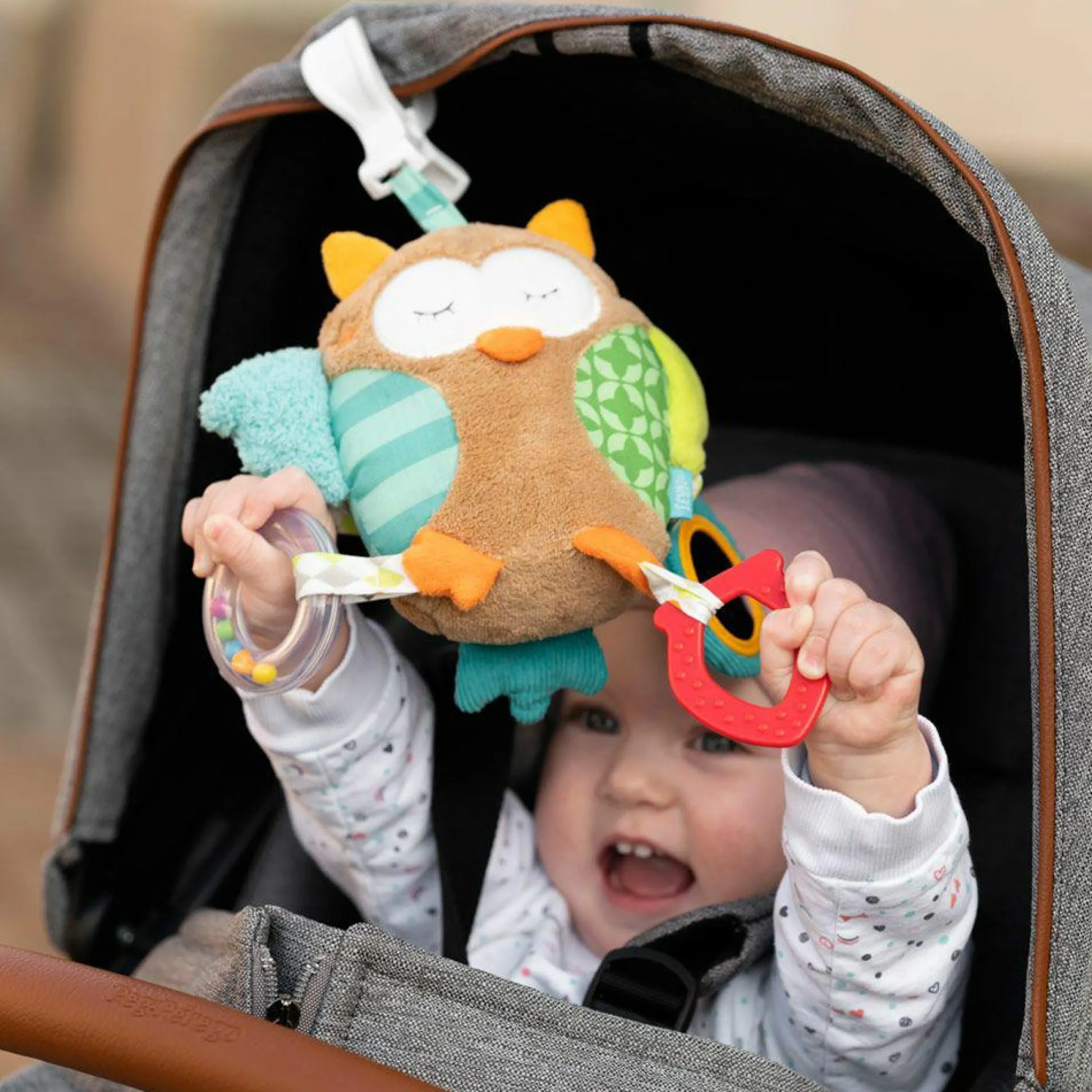 Spieltier zum Aufhängen / Activity-Greifling Sleeping Forest - Eule