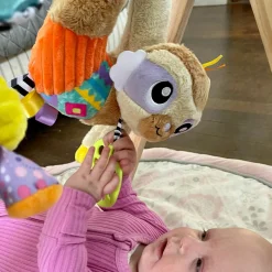 Spieltier zum Aufhängen / Kinderwagenhänger Sensory Friend - Faultier Salo
