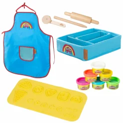 12-tlg. Nachhaltiges Spielset Roba + Play-Doh mit Bastelmatte 14,5 x 30 cm, Schürze, Box, 6 Dosen Knetmasse, Teigrolle, Pizzaschneider & Modelierwerkzeug - Kollektion 2025