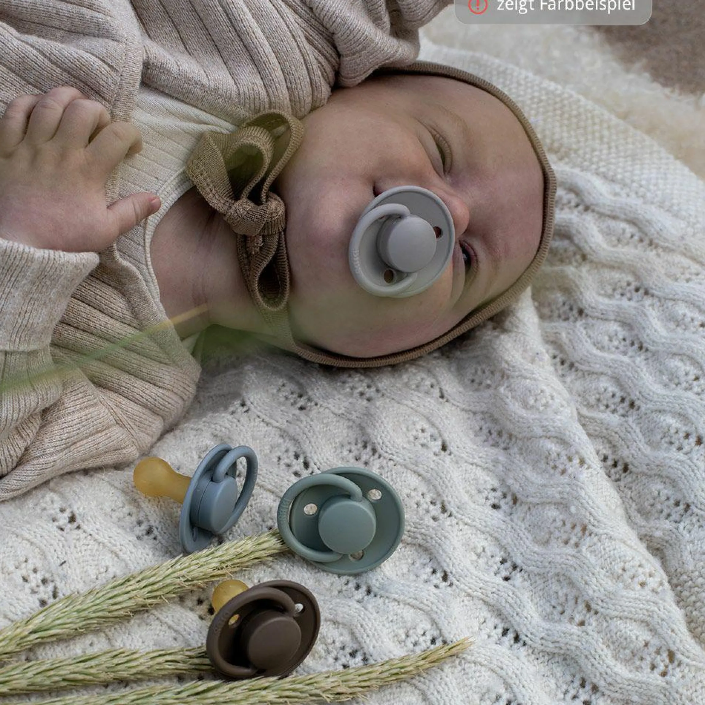 3-tlg. Starter-Set - De Lux Schnuller 2er Pack Silikon + Beißring Baby Bitie Heart - Ivory / Sage