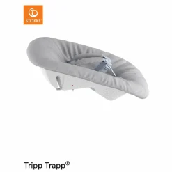 Tripp Trapp® Newborn Set (Neugeborenenset mit verstellbarem Winkel und Spielzeughalter) - Grey / Grau