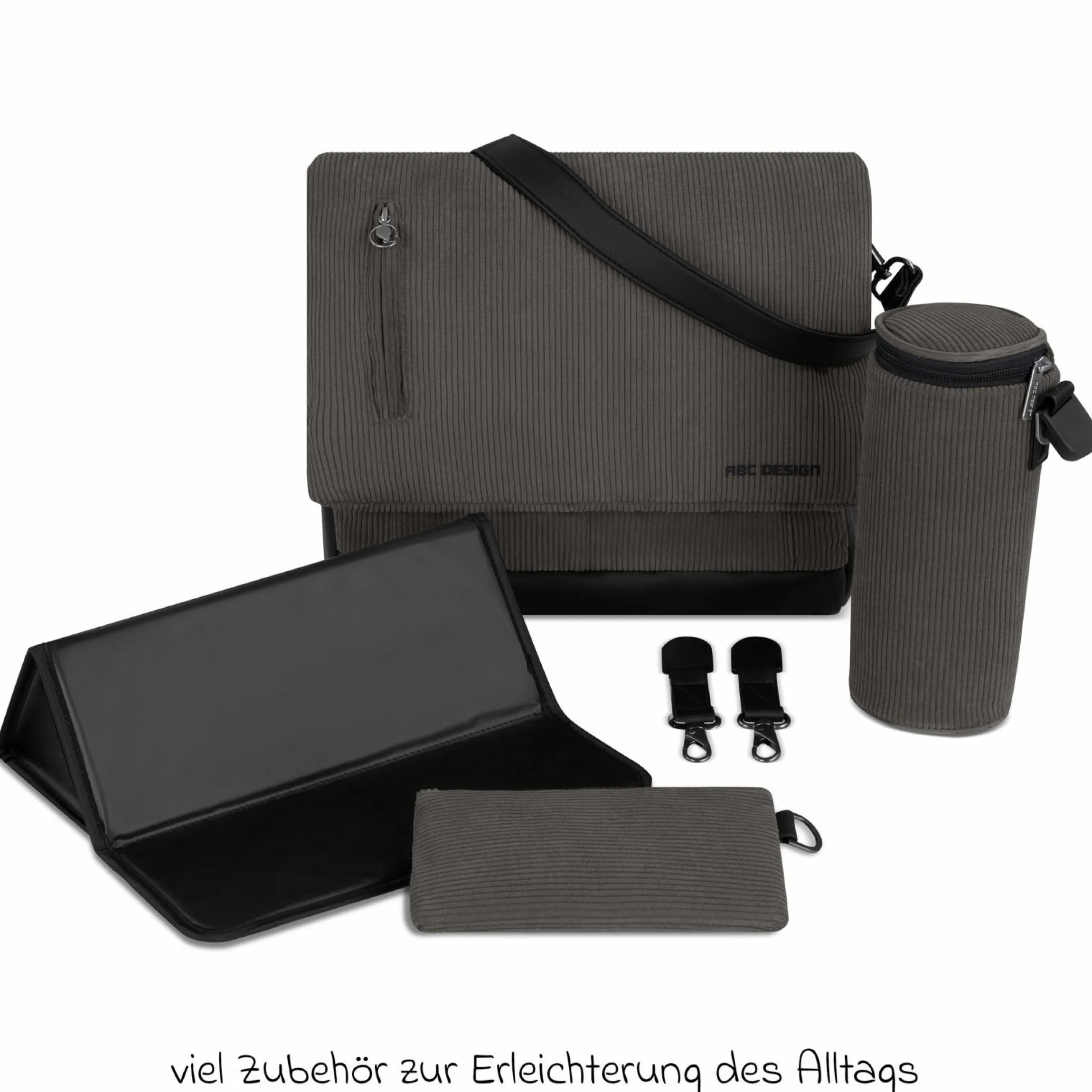 Wickeltasche Urban inkl. Wickelunterlage & viel Zubehör - Almond - Kollektion 2025