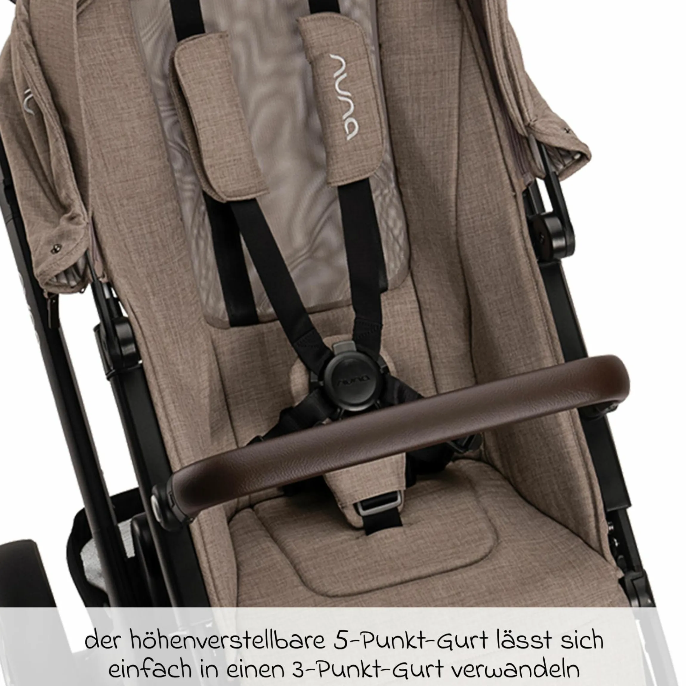 Zweit-Sportsitz DEMI next mit magnetischem Gurtverschluss inkl. Regenschutz - Cedar - Kollektion 2025